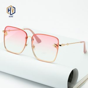 New Lady Oversize Rimless Square Bee Sunglasses Women Men Small Bee Glasses Gradient Sun Glasses Female UV400 - Image 3